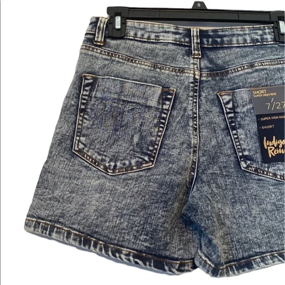 Indigo Rein Distressed Jean Shorts - Picture 5 of 14